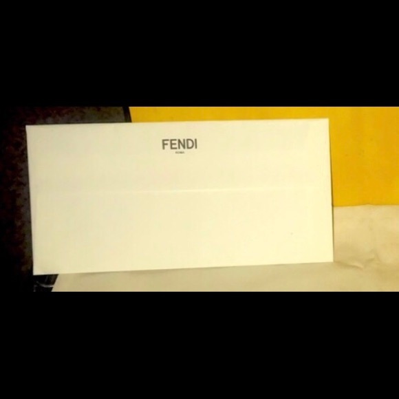 fendi envelope